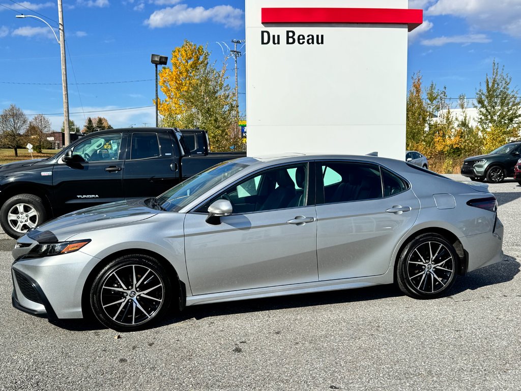 Toyota Camry SE + TOIT + MAGS 18 / PEA 27-03-28=100KM / 2023 à Thetford Mines, Québec - 7 - w1024h768px