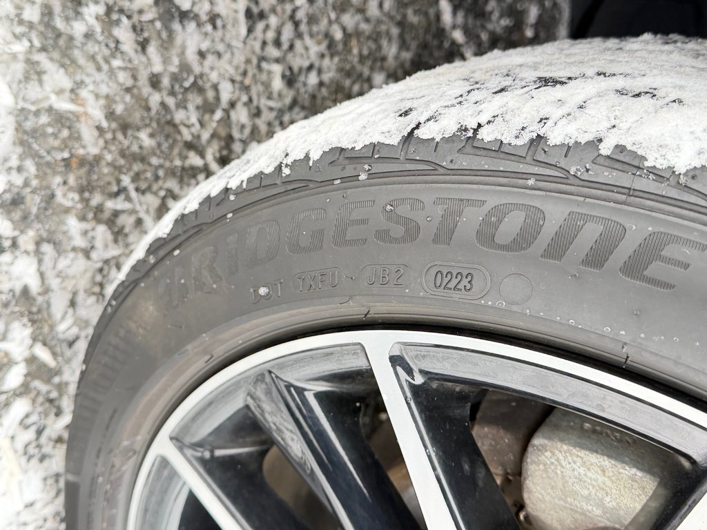 2023 Toyota Camry SE + TOIT + MAGS 18 / PEA 27-03-28=100KM / in Thetford Mines, Quebec - 17 - w1024h768px