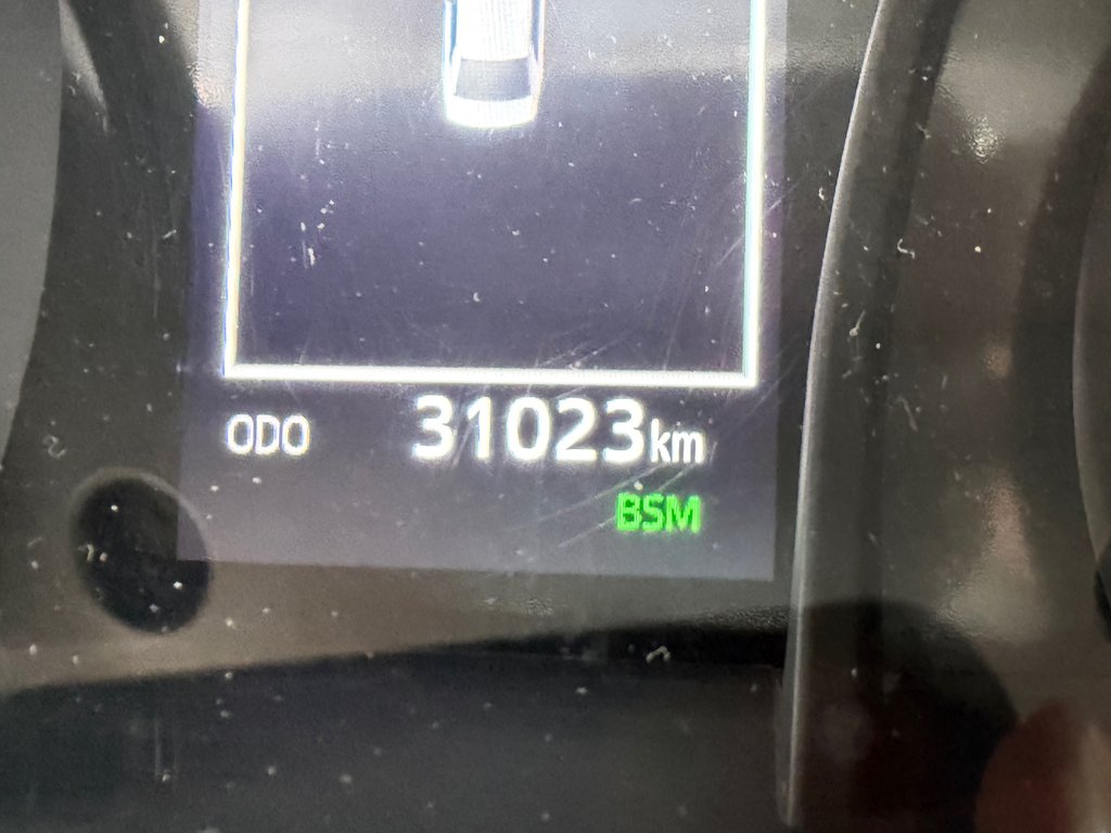 2023 Toyota Camry SE + TOIT + MAGS 18 / PEA 27-03-28=100KM / in Thetford Mines, Quebec - 44 - w1024h768px