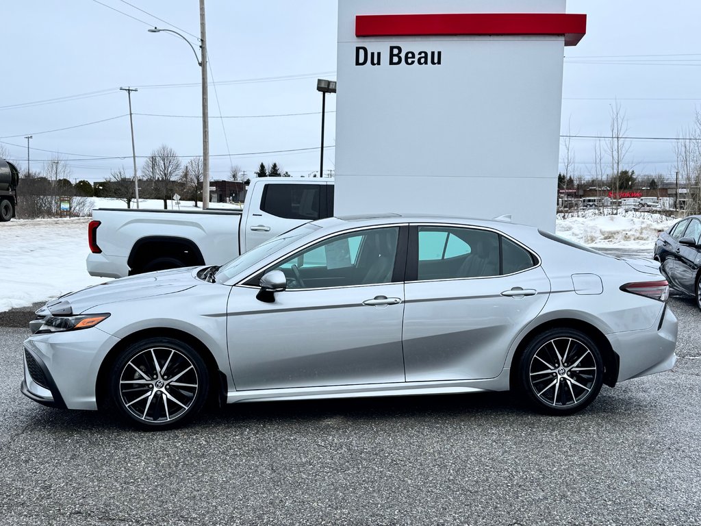 Toyota Camry SE + TOIT + MAGS 18 / PEA 27-03-28=100KM / 2023 à Thetford Mines, Québec - 7 - w1024h768px