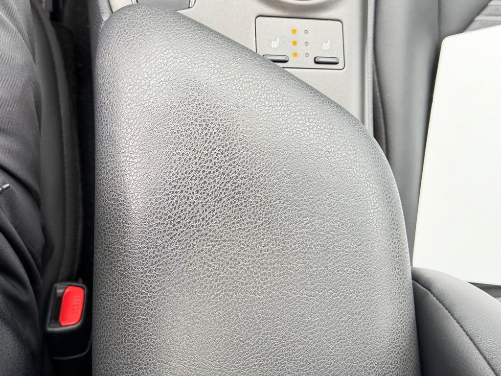 2023 Toyota Camry SE + TOIT + MAGS 18 / PEA 27-03-28=100KM / in Thetford Mines, Quebec - 53 - w1024h768px