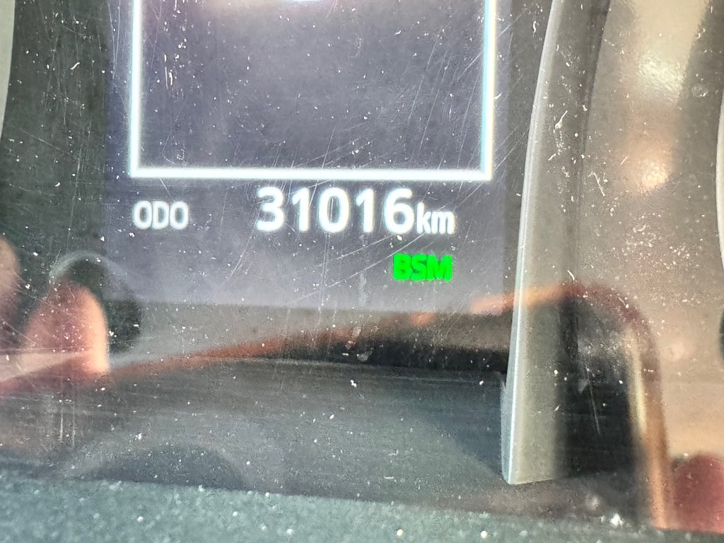 Toyota Camry SE + TOIT + MAGS 18 / PEA 27-03-28=100KM / 2023 à Thetford Mines, Québec - 41 - w1024h768px