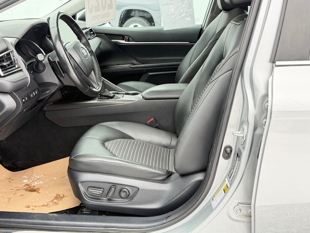 2023 Toyota Camry SE + TOIT + MAGS 18 / PEA 27-03-28=100KM / in Thetford Mines, Quebec - 32 - w1024h768px