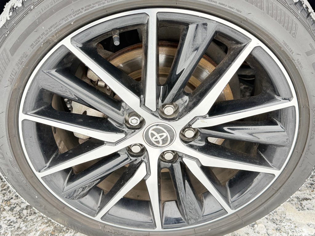 2023 Toyota Camry SE + TOIT + MAGS 18 / PEA 27-03-28=100KM / in Thetford Mines, Quebec - 16 - w1024h768px