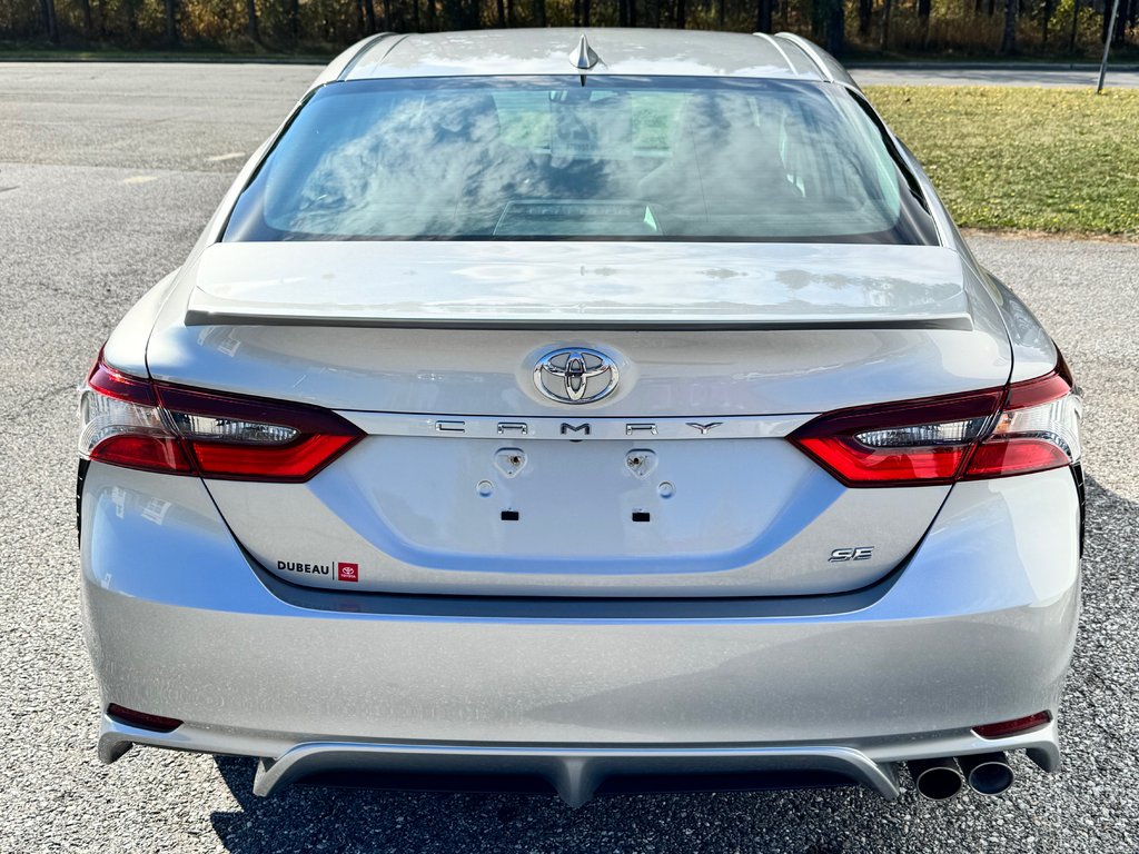 Toyota Camry SE + TOIT + MAGS 18 / PEA 27-03-28=100KM / 2023 à Thetford Mines, Québec - 5 - w1024h768px