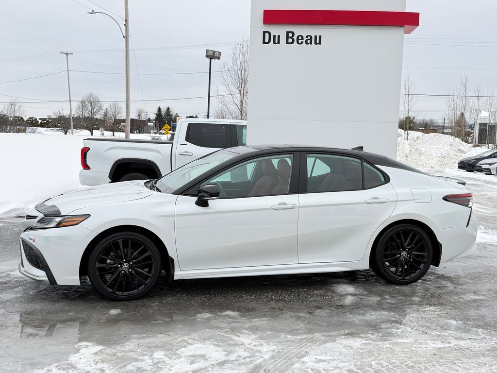 2023 Toyota Camry HYBRIDE XSE / BAS KILOS / ÉTAT NEUF !!! / in Thetford Mines, Quebec - 7 - w1024h768px