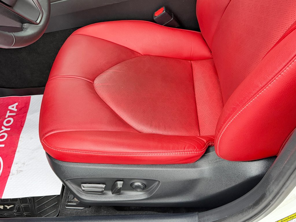 2023 Toyota Camry HYBRIDE XSE / BAS KILOS / ÉTAT NEUF !!! / in Thetford Mines, Quebec - 31 - w1024h768px