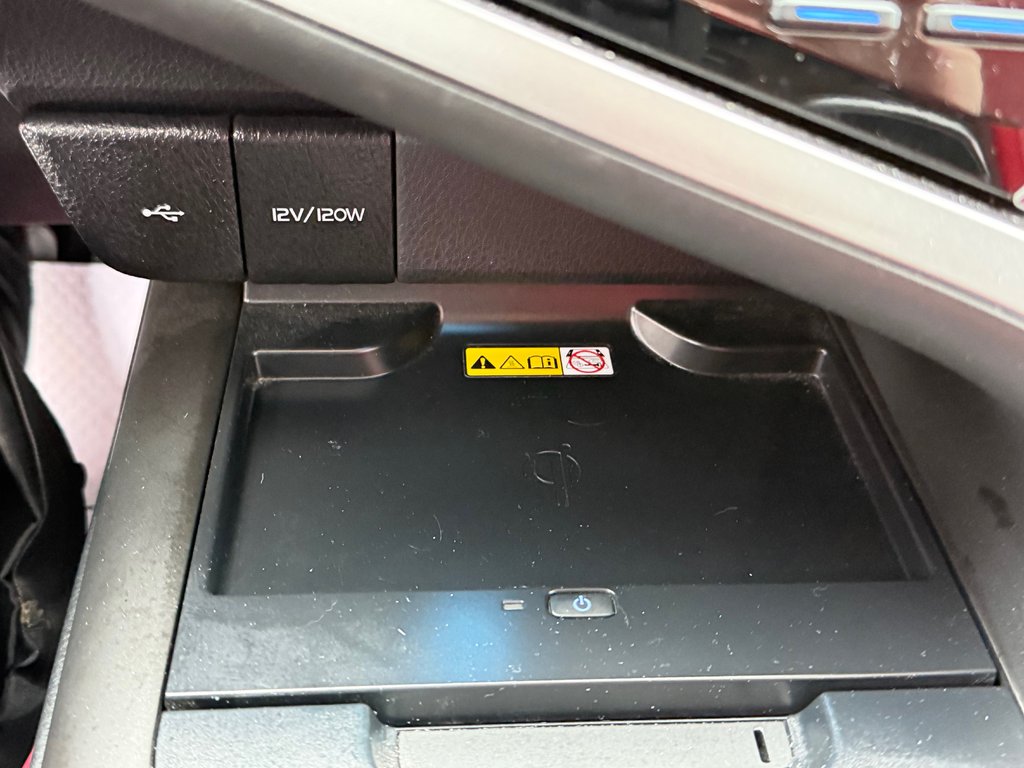 2023 Toyota Camry HYBRIDE XSE / BAS KILOS / ÉTAT NEUF !!! / in Thetford Mines, Quebec - 45 - w1024h768px