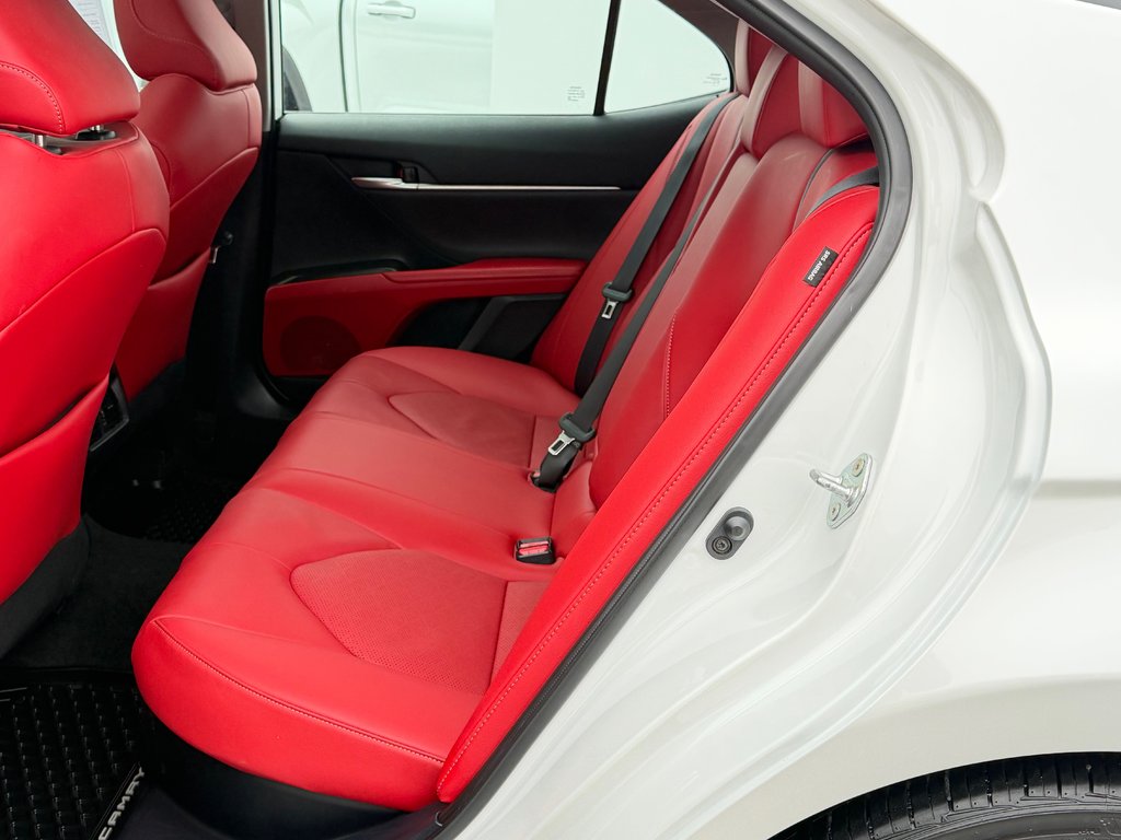 2023 Toyota Camry HYBRIDE XSE / BAS KILOS / ÉTAT NEUF !!! / in Thetford Mines, Quebec - 59 - w1024h768px