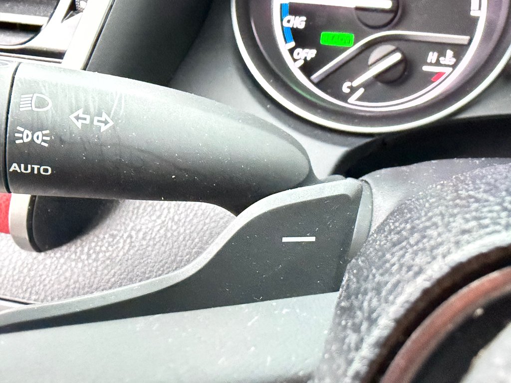 2023 Toyota Camry HYBRIDE XSE / BAS KILOS / ÉTAT NEUF !!! / in Thetford Mines, Quebec - 38 - w1024h768px