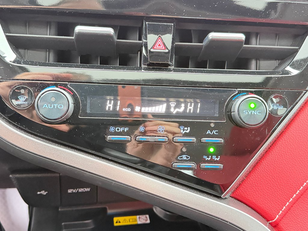 2023 Toyota Camry HYBRIDE XSE / BAS KILOS / ÉTAT NEUF !!! / in Thetford Mines, Quebec - 44 - w1024h768px