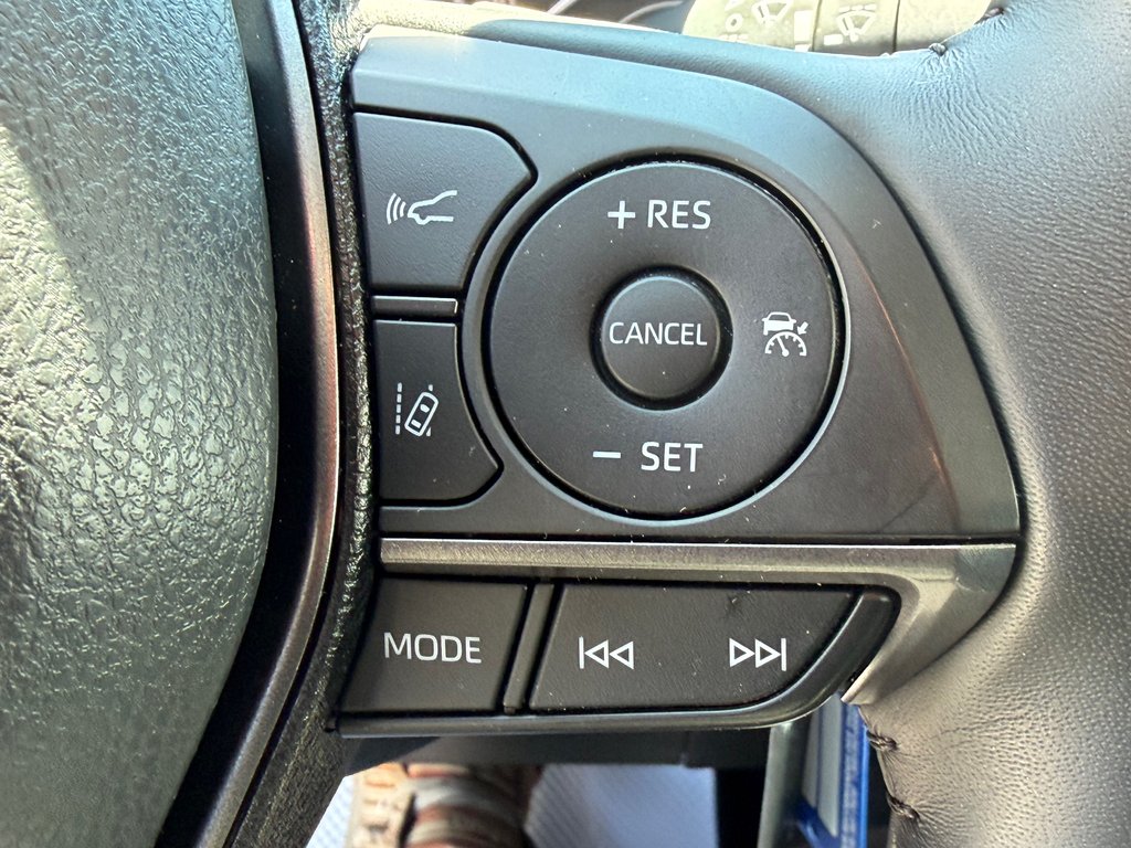 2023 Toyota Camry SE / 26.000KM WOWWW ! PEA 28-06-28=100KM / in Thetford Mines, Quebec - 31 - w1024h768px
