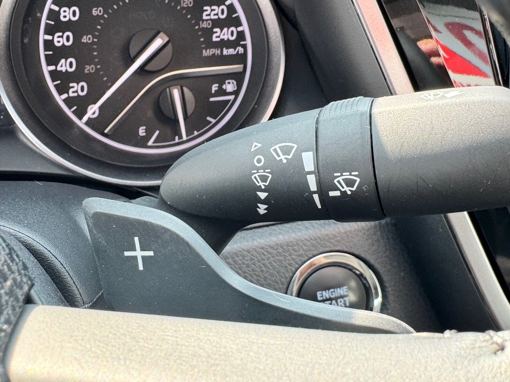 Toyota Camry SE AMÉLIORÉ AWD !!! HYPER RARE , ÉTAT NEUF  !!!!!! 2024 à Thetford Mines, Québec - 42 - w1024h768px