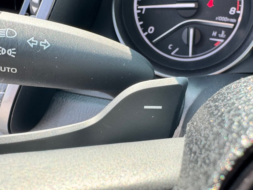 Toyota Camry SE AMÉLIORÉ AWD !!! HYPER RARE , ÉTAT NEUF  !!!!!! 2024 à Thetford Mines, Québec - 40 - w1024h768px