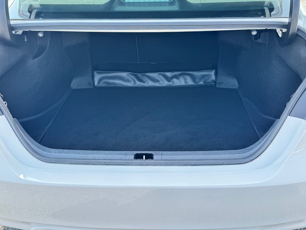 Toyota Camry SE AMÉLIORÉ AWD !!! HYPER RARE , ÉTAT NEUF  !!!!!! 2024 à Thetford Mines, Québec - 65 - w1024h768px