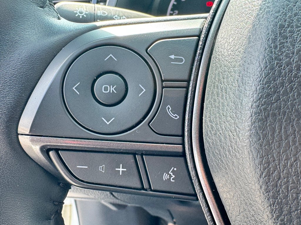 Toyota Camry SE AMÉLIORÉ AWD !!! HYPER RARE , ÉTAT NEUF  !!!!!! 2024 à Thetford Mines, Québec - 38 - w1024h768px