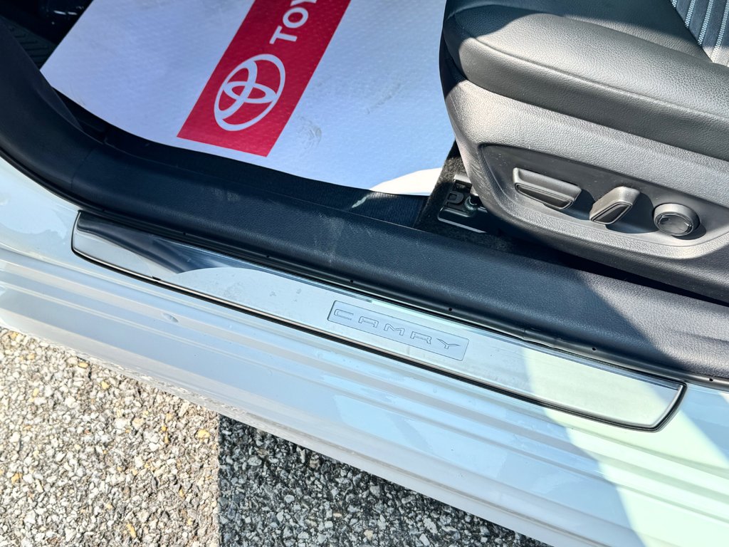 Toyota Camry SE AMÉLIORÉ AWD !!! HYPER RARE , ÉTAT NEUF  !!!!!! 2024 à Thetford Mines, Québec - 31 - w1024h768px