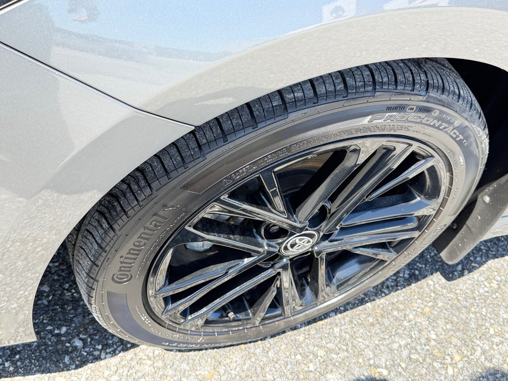 2025 Toyota Camry SE + GROUPE TOIT + AWD / MOINS CHER AU QUÉBEC / in Thetford Mines, Quebec - 13 - w1024h768px