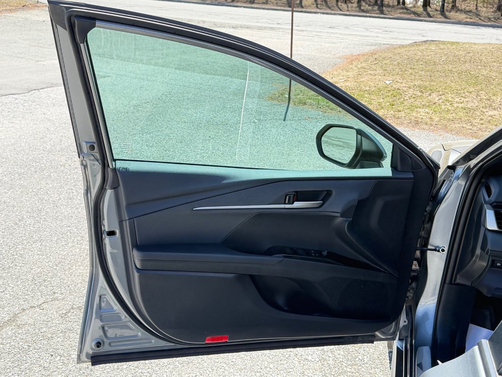 2025 Toyota Camry SE + GROUPE TOIT + AWD / MOINS CHER AU QUÉBEC / in Thetford Mines, Quebec - 26 - w1024h768px