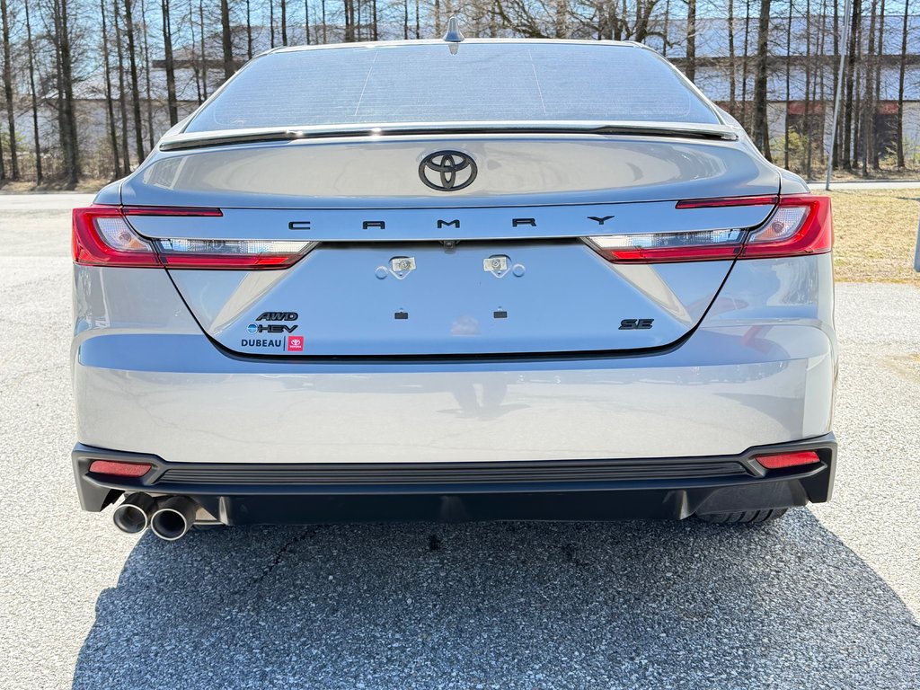2025 Toyota Camry SE + GROUPE TOIT + AWD / MOINS CHER AU QUÉBEC / in Thetford Mines, Quebec - 24 - w1024h768px