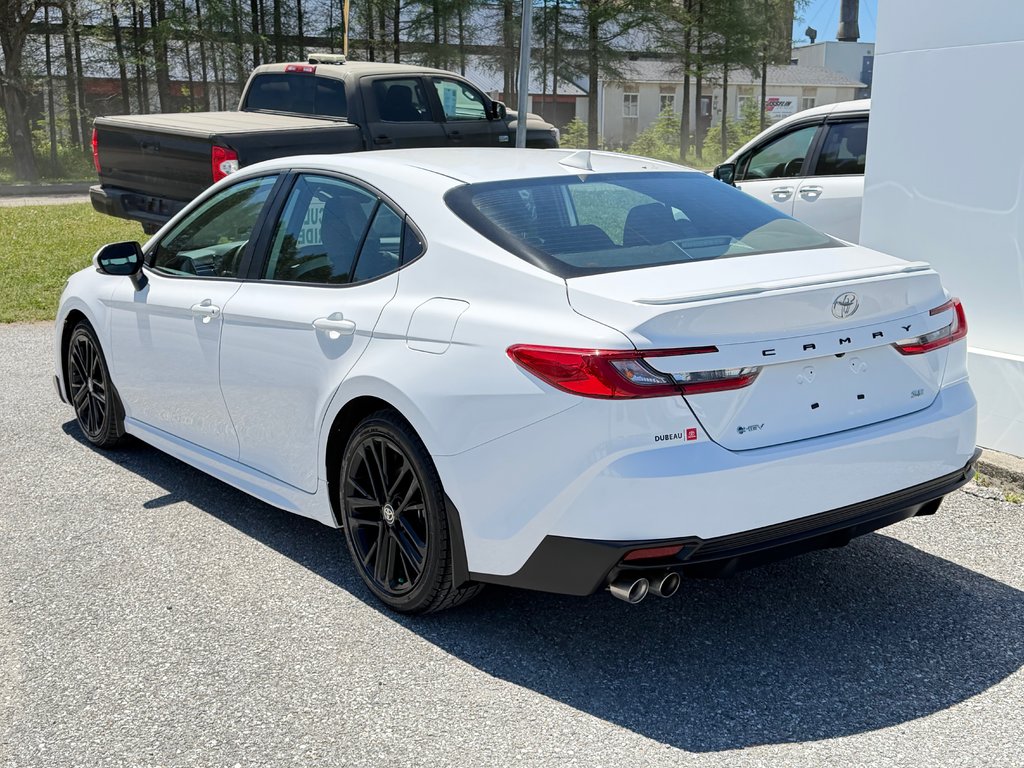 Toyota Camry SE GROUPE TOIT / HYBRIDE / TRÈS ÉCONOMIQUE / 2025 à Thetford Mines, Québec - 7 - w1024h768px