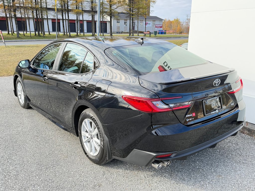 Toyota Camry HYBRIDE SE / SHOWROOM / 2026 à Thetford Mines, Québec - 7 - w1024h768px