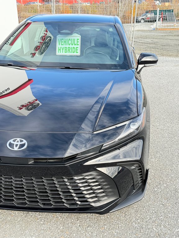 Toyota Camry HYBRIDE SE / SHOWROOM / 2026 à Thetford Mines, Québec - 9 - w1024h768px