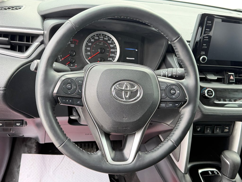 2022 Toyota Corolla Cross LE AWD / EXCELLENT VUS A PETIT PRIX / in Thetford Mines, Quebec - 31 - w1024h768px