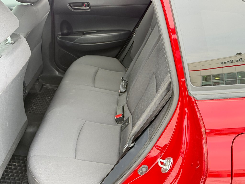 2022 Toyota Corolla Cross LE AWD / EXCELLENT VUS A PETIT PRIX / in Thetford Mines, Quebec - 52 - w1024h768px