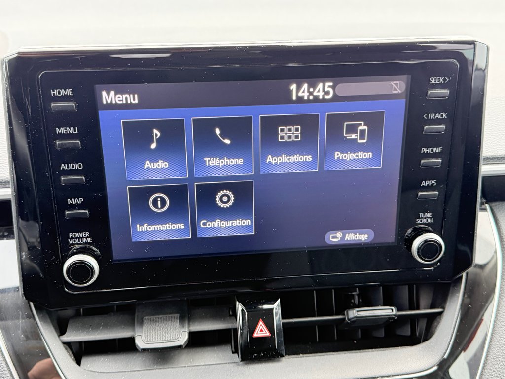 2022 Toyota Corolla Cross LE AWD / EXCELLENT VUS A PETIT PRIX / in Thetford Mines, Quebec - 38 - w1024h768px