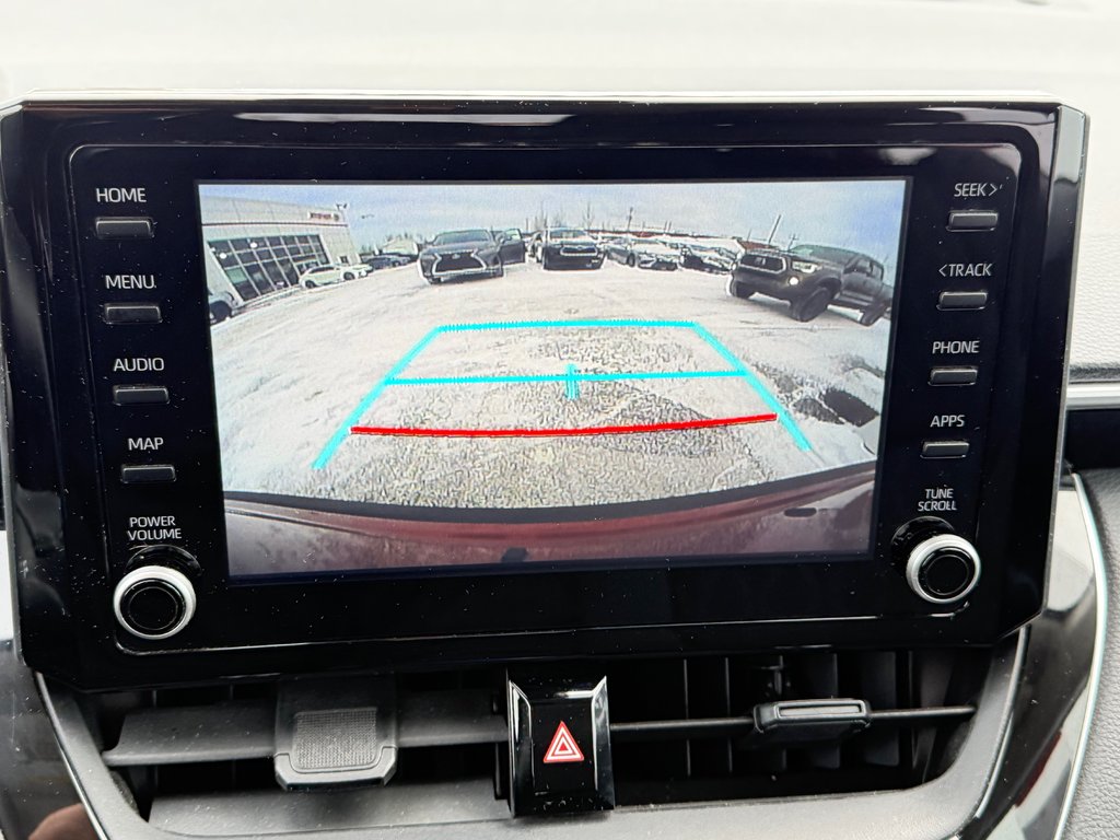 2022 Toyota Corolla Cross LE AWD / EXCELLENT VUS A PETIT PRIX / in Thetford Mines, Quebec - 39 - w1024h768px