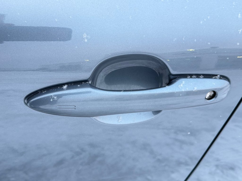 2022 Toyota Corolla Cross LE / COMME NEUF / PRIX IMBATTABLE !!! / in Thetford Mines, Quebec - 19 - w1024h768px