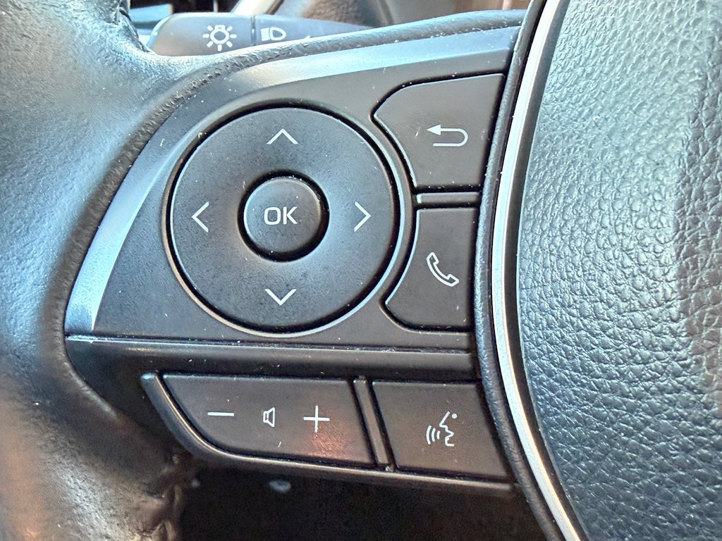 2022 Toyota Corolla Cross LE PREMIUM AWD / PRIX IMBATTABLE / FIABILITÉ / in Thetford Mines, Quebec - 36 - w1024h768px