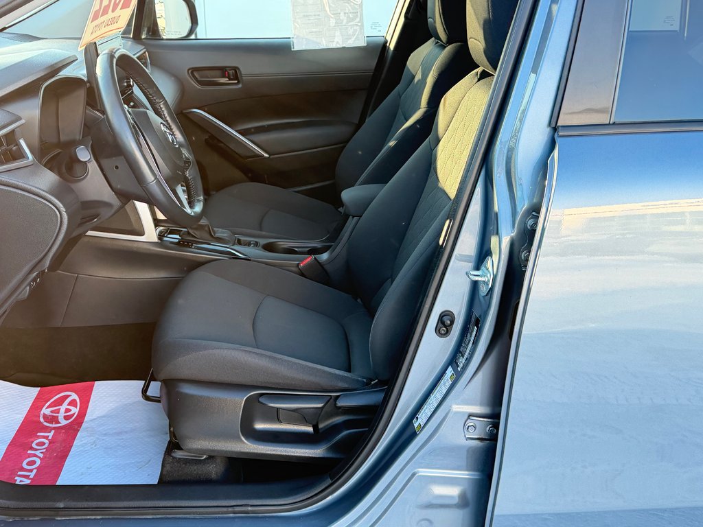 2022 Toyota Corolla Cross LE PREMIUM AWD / PRIX IMBATTABLE / FIABILITÉ / in Thetford Mines, Quebec - 30 - w1024h768px