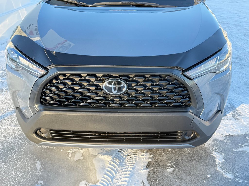 2022 Toyota Corolla Cross LE PREMIUM AWD / PRIX IMBATTABLE / FIABILITÉ / in Thetford Mines, Quebec - 12 - w1024h768px