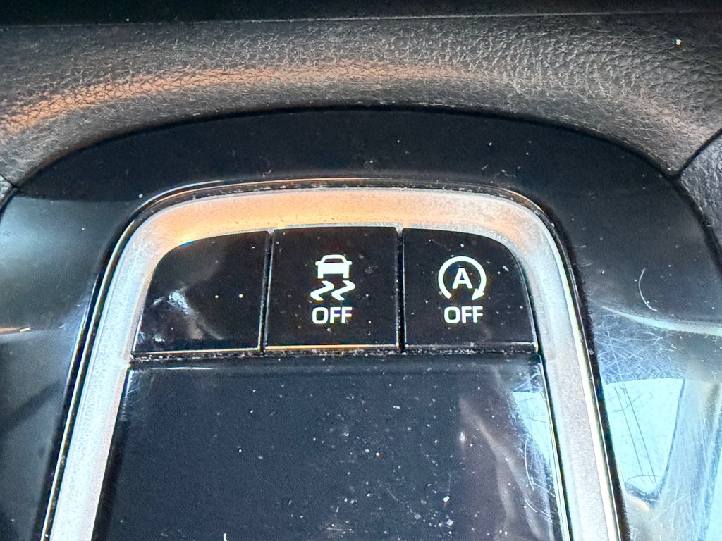 2022 Toyota Corolla Cross LE PREMIUM AWD / PRIX IMBATTABLE / FIABILITÉ / in Thetford Mines, Quebec - 46 - w1024h768px