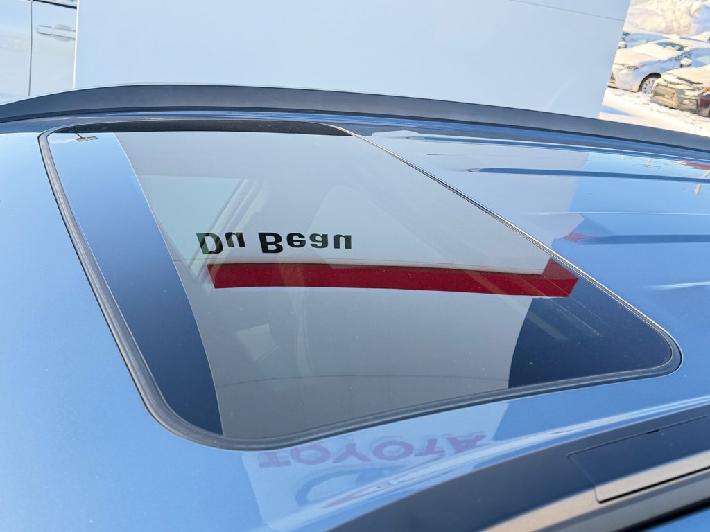 2022 Toyota Corolla Cross LE PREMIUM AWD / PRIX IMBATTABLE / FIABILITÉ / in Thetford Mines, Quebec - 17 - w1024h768px