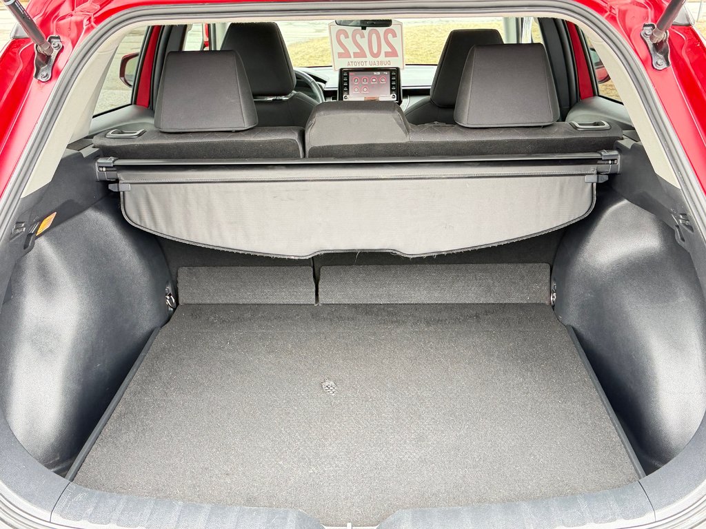 2022 Toyota Corolla Cross LE AWD + TOIT / CARFAX 17.000$ / AUBAINE / in Thetford Mines, Quebec - 61 - w1024h768px