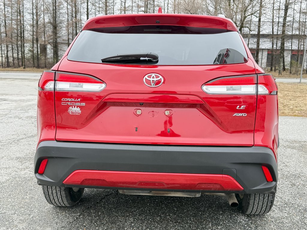2022 Toyota Corolla Cross LE AWD + TOIT / CARFAX 17.000$ / AUBAINE / in Thetford Mines, Quebec - 27 - w1024h768px