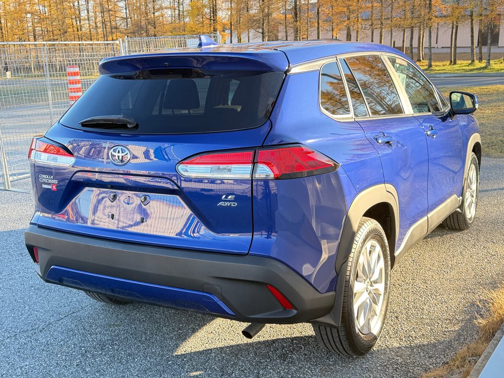 Toyota Corolla Cross LE AWD / FREINS AV + PNEUSs NEUFS / 2022 à Thetford Mines, Québec - 5 - w1024h768px