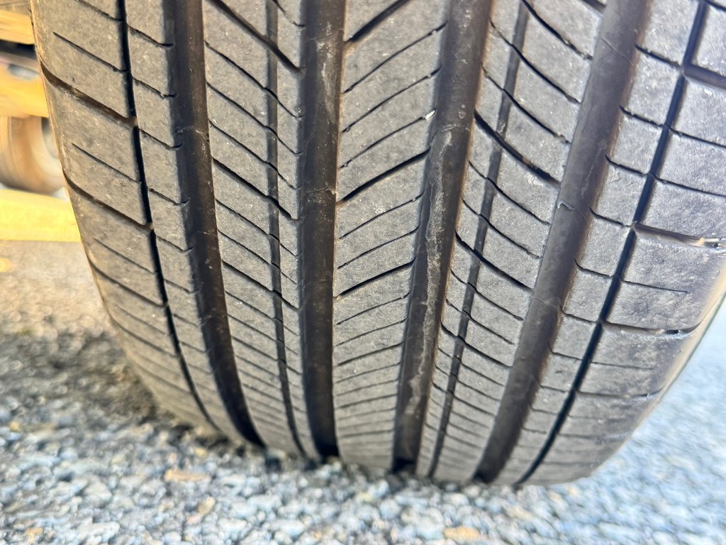 2023 Toyota COROLLA CROSS LE / OUI OUI 4850KM , 1 PROPRIO AGÉE SEULEMENT / in Thetford Mines, Quebec - 17 - w1024h768px