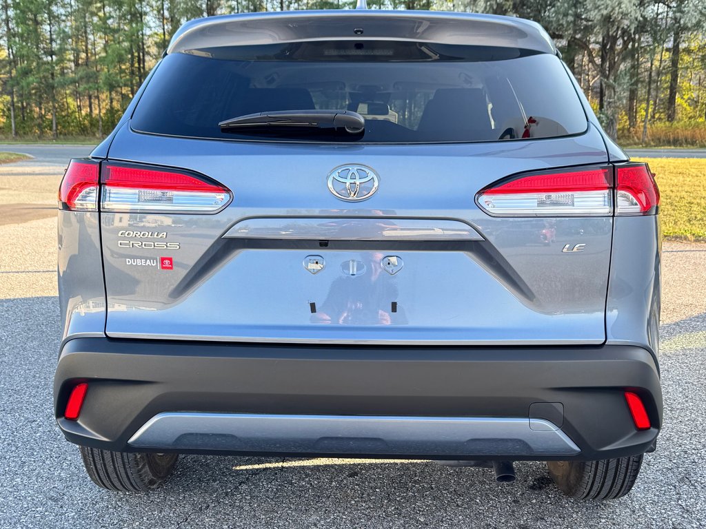 2023 Toyota COROLLA CROSS LE / OUI OUI 4850KM , 1 PROPRIO AGÉE SEULEMENT / in Thetford Mines, Quebec - 23 - w1024h768px