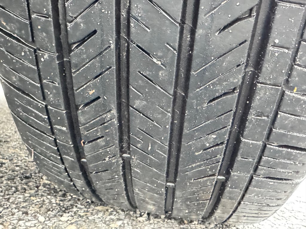 Toyota Corolla Cross XLE AWD / 22.500KM SEULEMENT / DISPONIBLE LALA ! / 2023 à Thetford Mines, Québec - 21 - w1024h768px