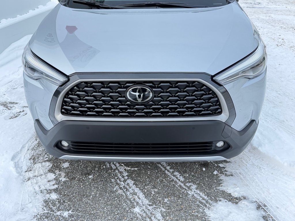 2024 Toyota Corolla Cross XLE AWD / MODÈLE TRÈS BIEN ÉQUIPÉ WOW ! / in Thetford Mines, Quebec - 14 - w1024h768px