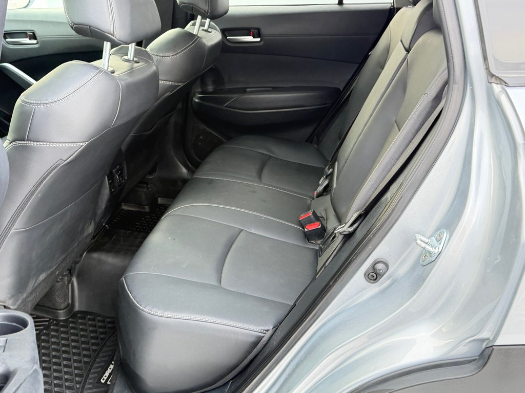 2024 Toyota Corolla Cross XLE AWD / MODÈLE TRÈS BIEN ÉQUIPÉ WOW ! / in Thetford Mines, Quebec - 64 - w1024h768px