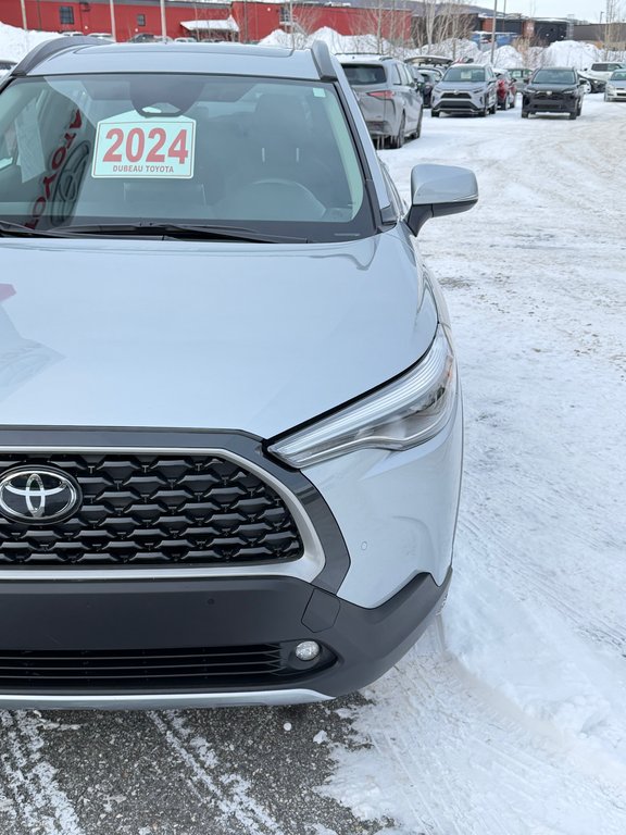 2024 Toyota Corolla Cross XLE AWD / MODÈLE TRÈS BIEN ÉQUIPÉ WOW ! / in Thetford Mines, Quebec - 8 - w1024h768px