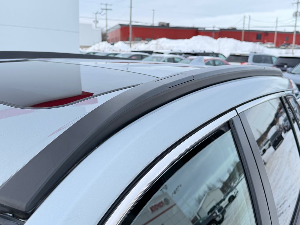 2024 Toyota Corolla Cross XLE AWD / MODÈLE TRÈS BIEN ÉQUIPÉ WOW ! / in Thetford Mines, Quebec - 21 - w1024h768px