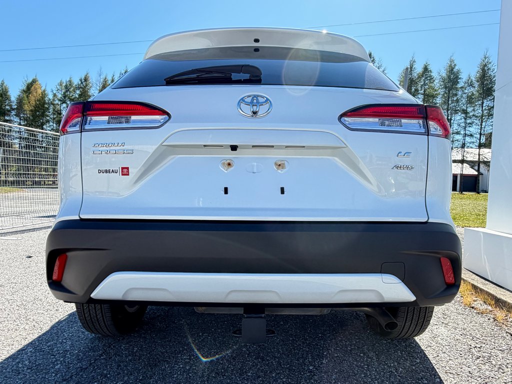 2024 Toyota Corolla Cross LE AWD / PEA 21-12-28 OU 100KM / A QUI LA CHANCE ? in Thetford Mines, Quebec - 24 - w1024h768px