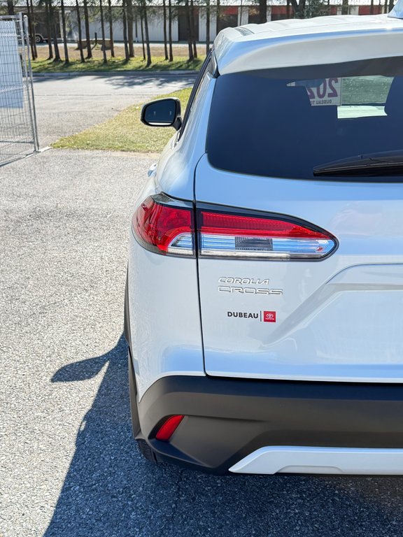 2024 Toyota Corolla Cross LE AWD / PEA 21-12-28 OU 100KM / A QUI LA CHANCE ? in Thetford Mines, Quebec - 19 - w1024h768px