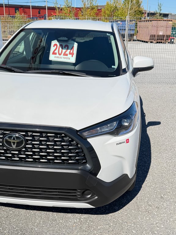 2024 Toyota Corolla Cross LE AWD / PEA 21-12-28 OU 100KM / A QUI LA CHANCE ? in Thetford Mines, Quebec - 9 - w1024h768px